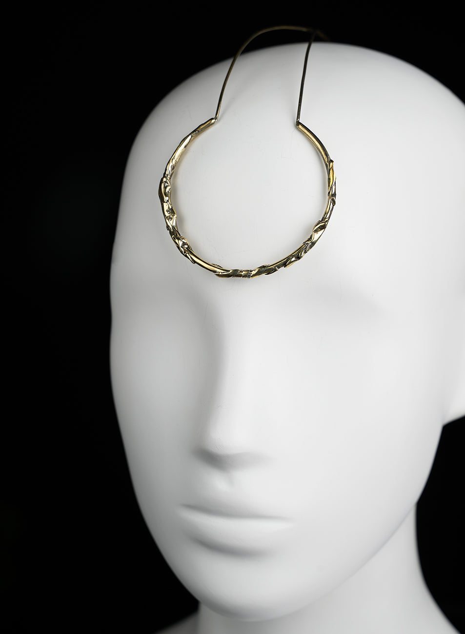 Unique headpiece, perfect for events