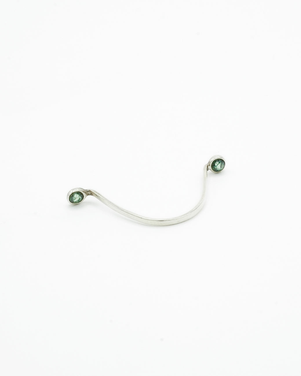 face jewelry that fit the nose bridge. No piercing jewelry, silver and crystals.