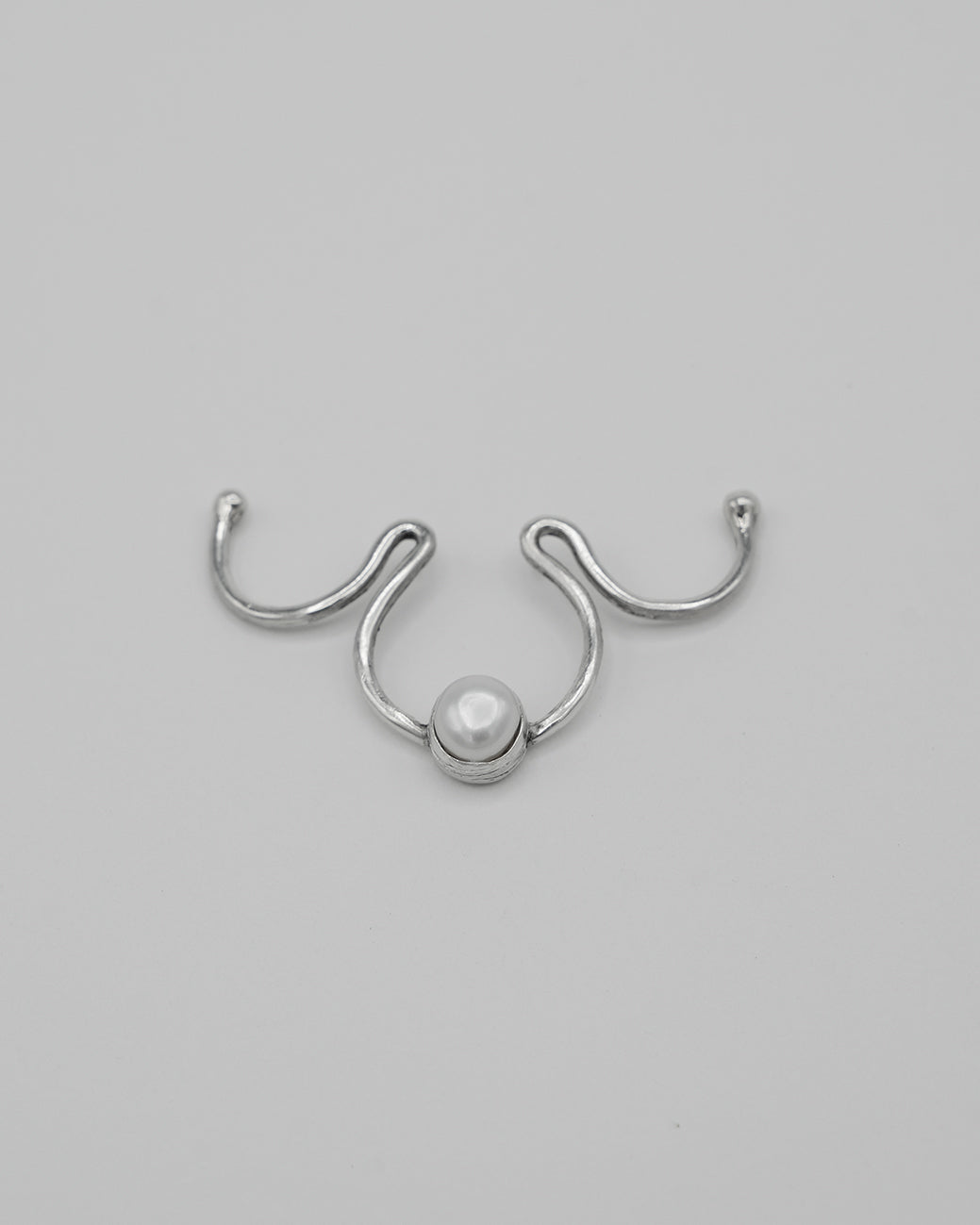 Silver septum ring no piercing with natural pearl, handmade contemporary design.