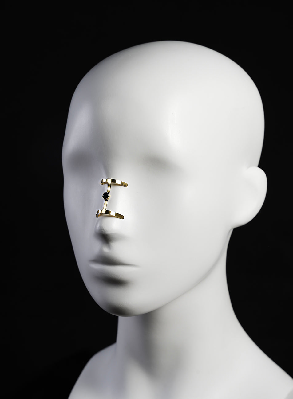 nose ornament to wear as a face jewelry