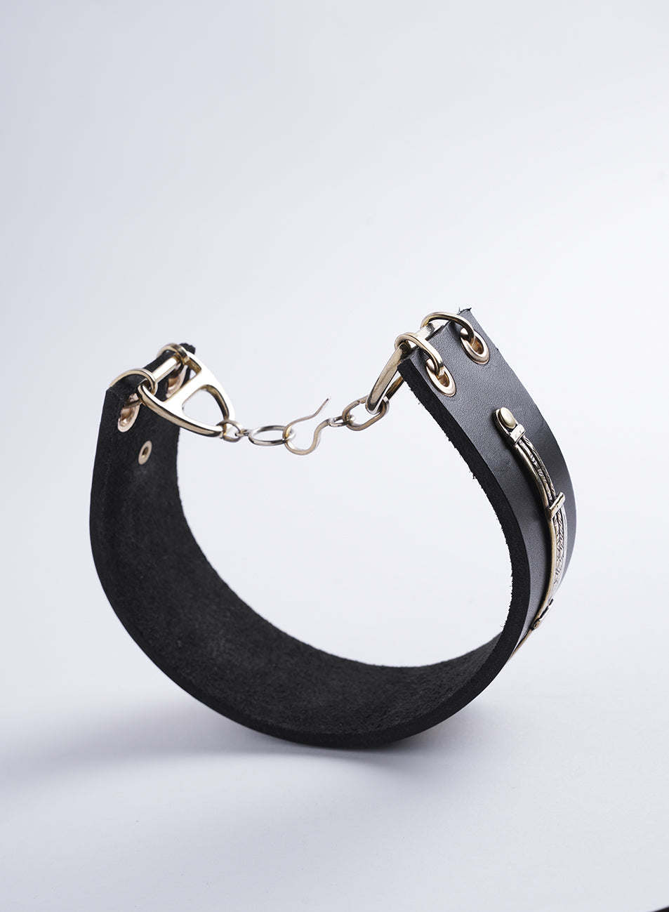 unique leather choker type necklace