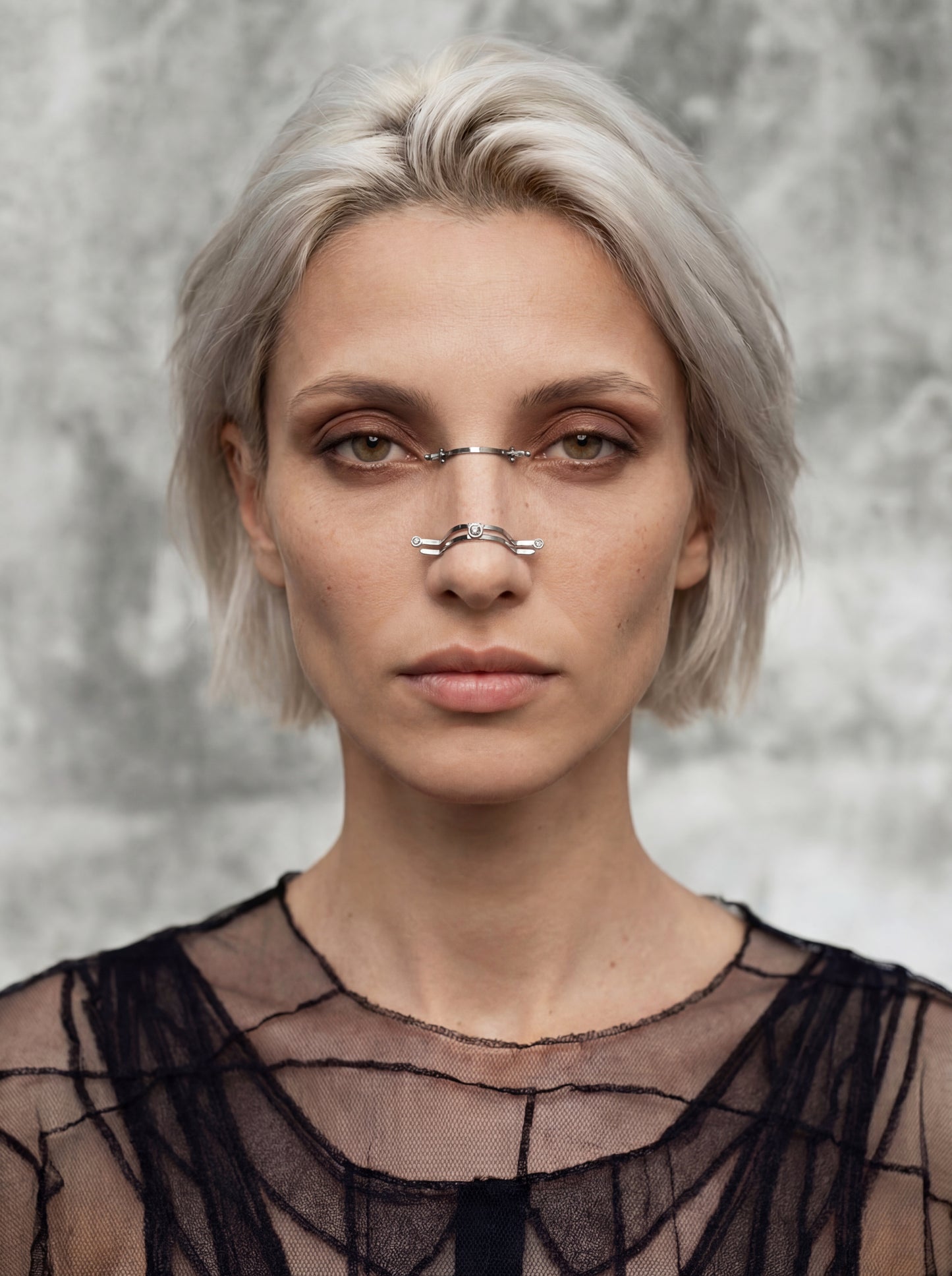 silver jewelry to clip on the nose, modern and elegant jewels to ear