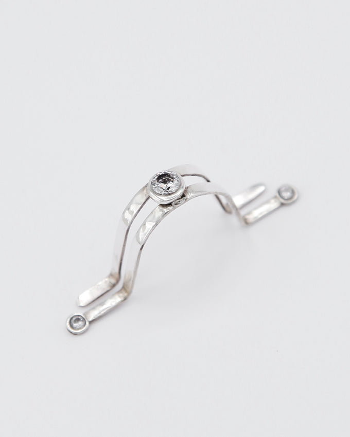 contemporary silver jewelry clip on the nose