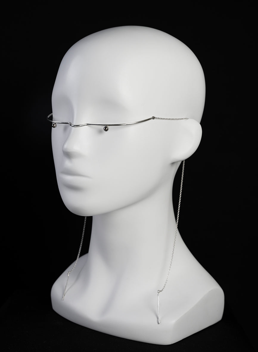 silver jewelry for the face with chains, perfect match for gala events